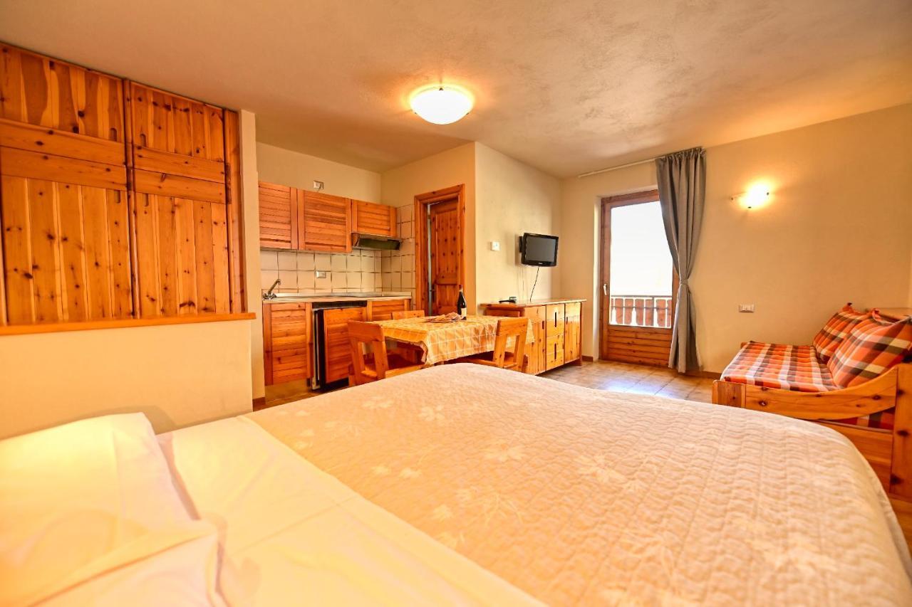 Residence Raethia Tra Bormio E Livigno Pradelle エクステリア 写真