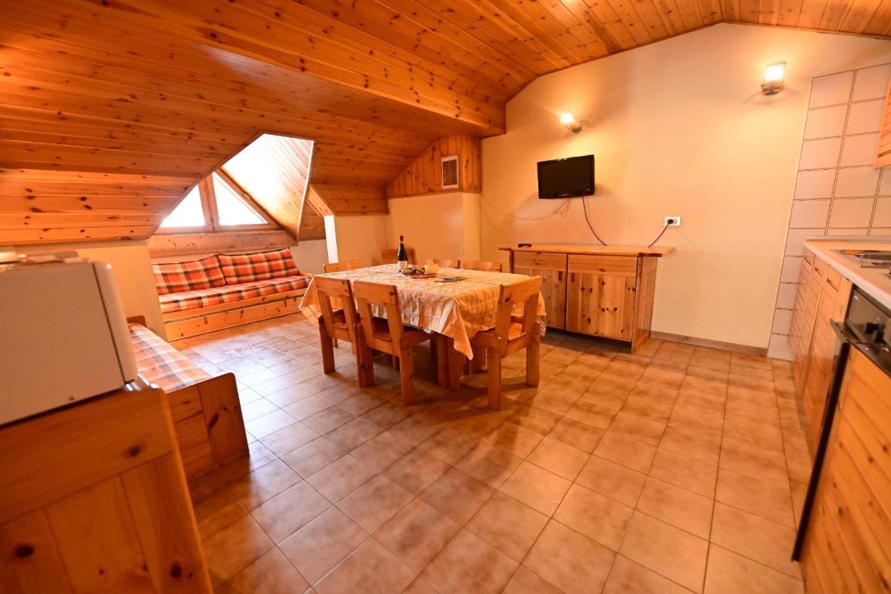 Residence Raethia Tra Bormio E Livigno Pradelle エクステリア 写真