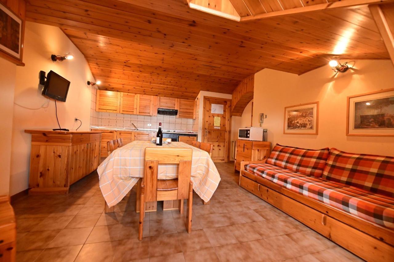 Residence Raethia Tra Bormio E Livigno Pradelle エクステリア 写真