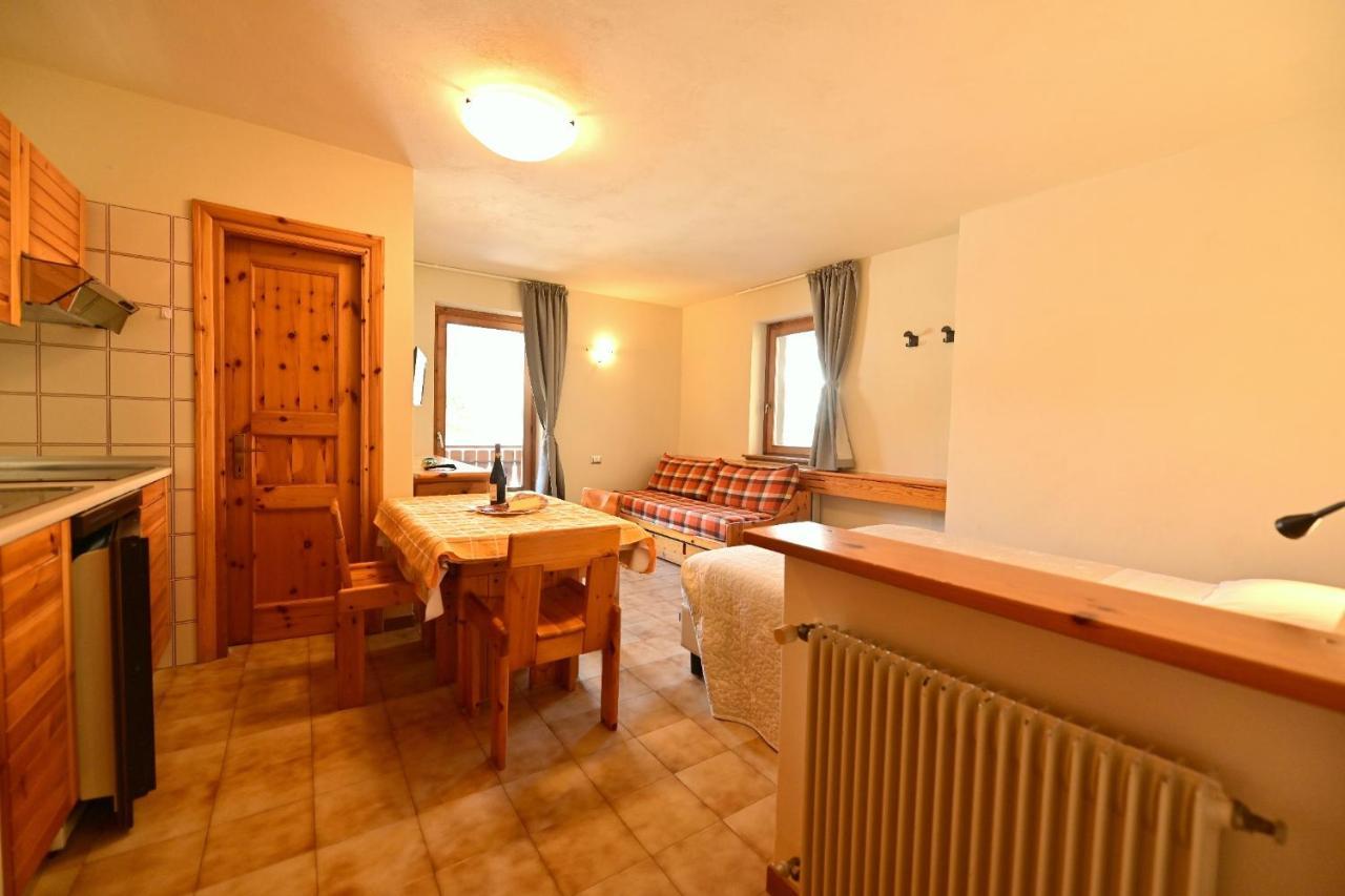 Residence Raethia Tra Bormio E Livigno Pradelle エクステリア 写真